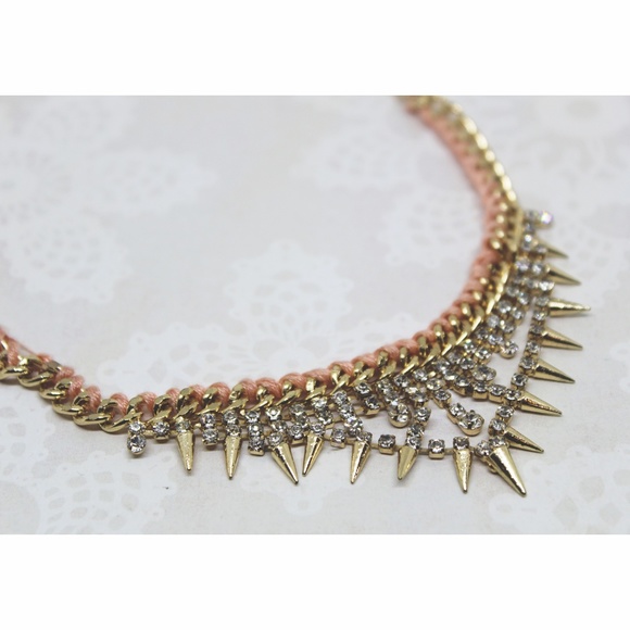 2/$15 NWOT Topshop necklace - Picture 2 of 3